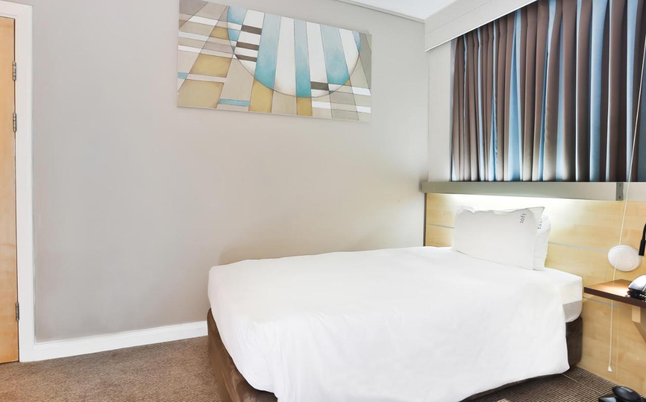Hotel Express Centre By Ihg 3*