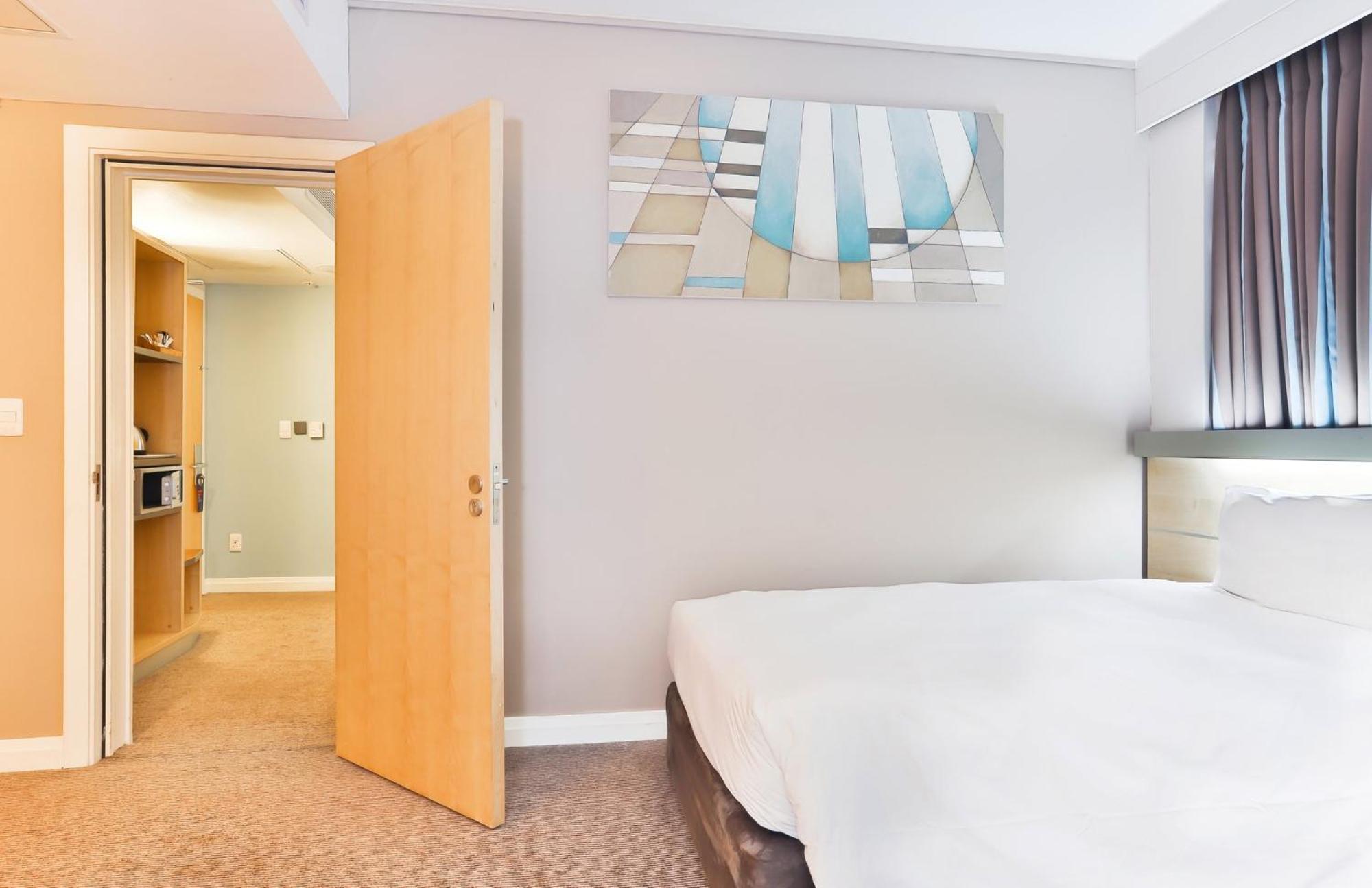 Express Centre By Ihg