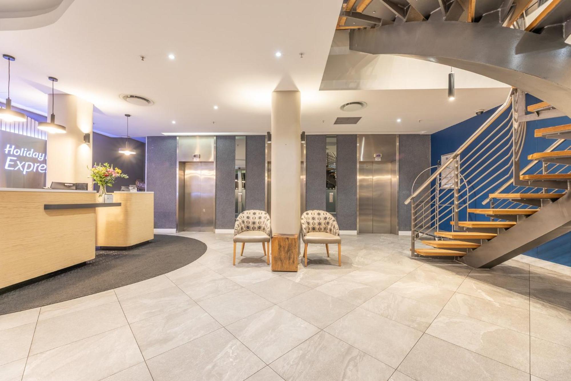 Express Centre By Ihg Hotel Cape Town