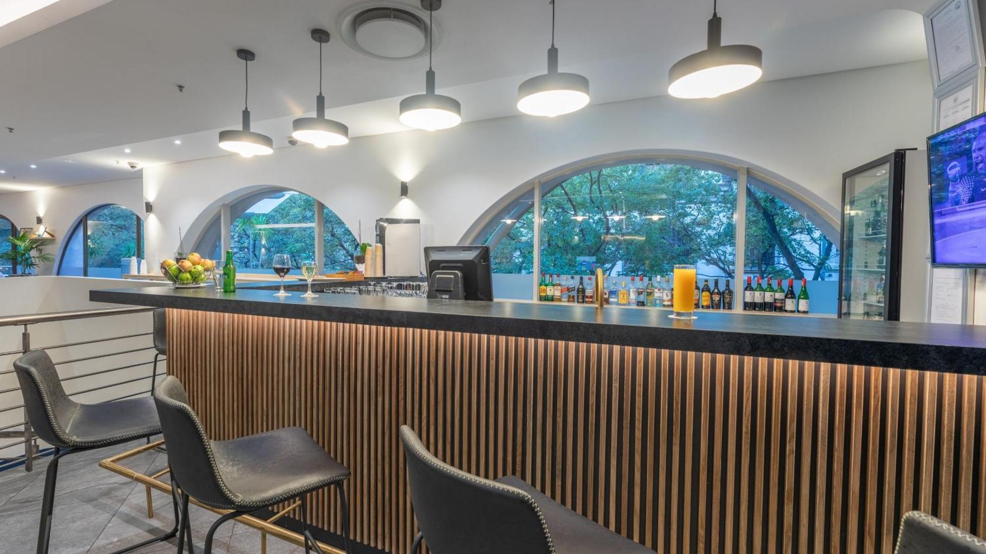 Express Centre By Ihg