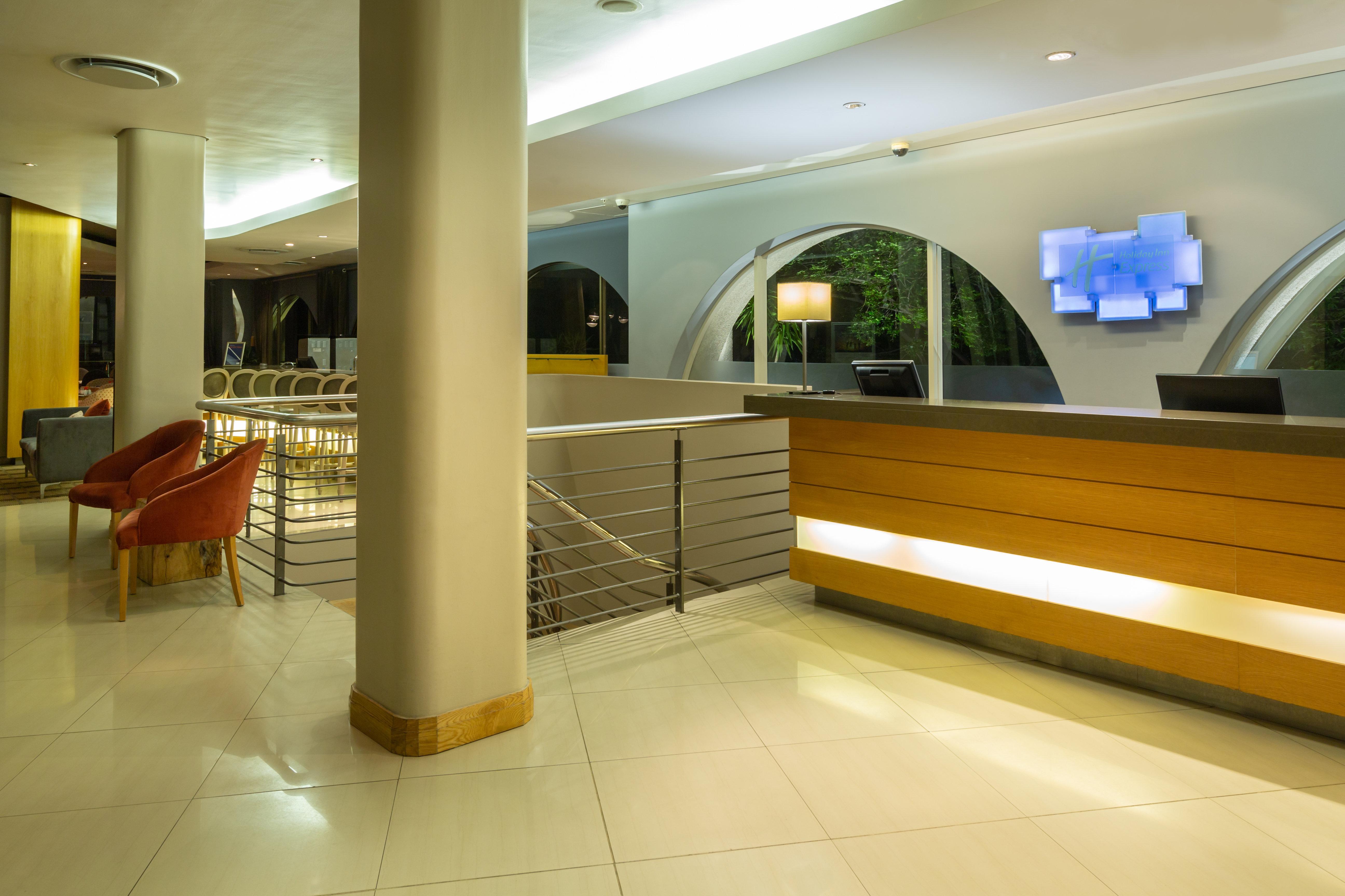 Express Centre By Ihg Hotel Cape Town