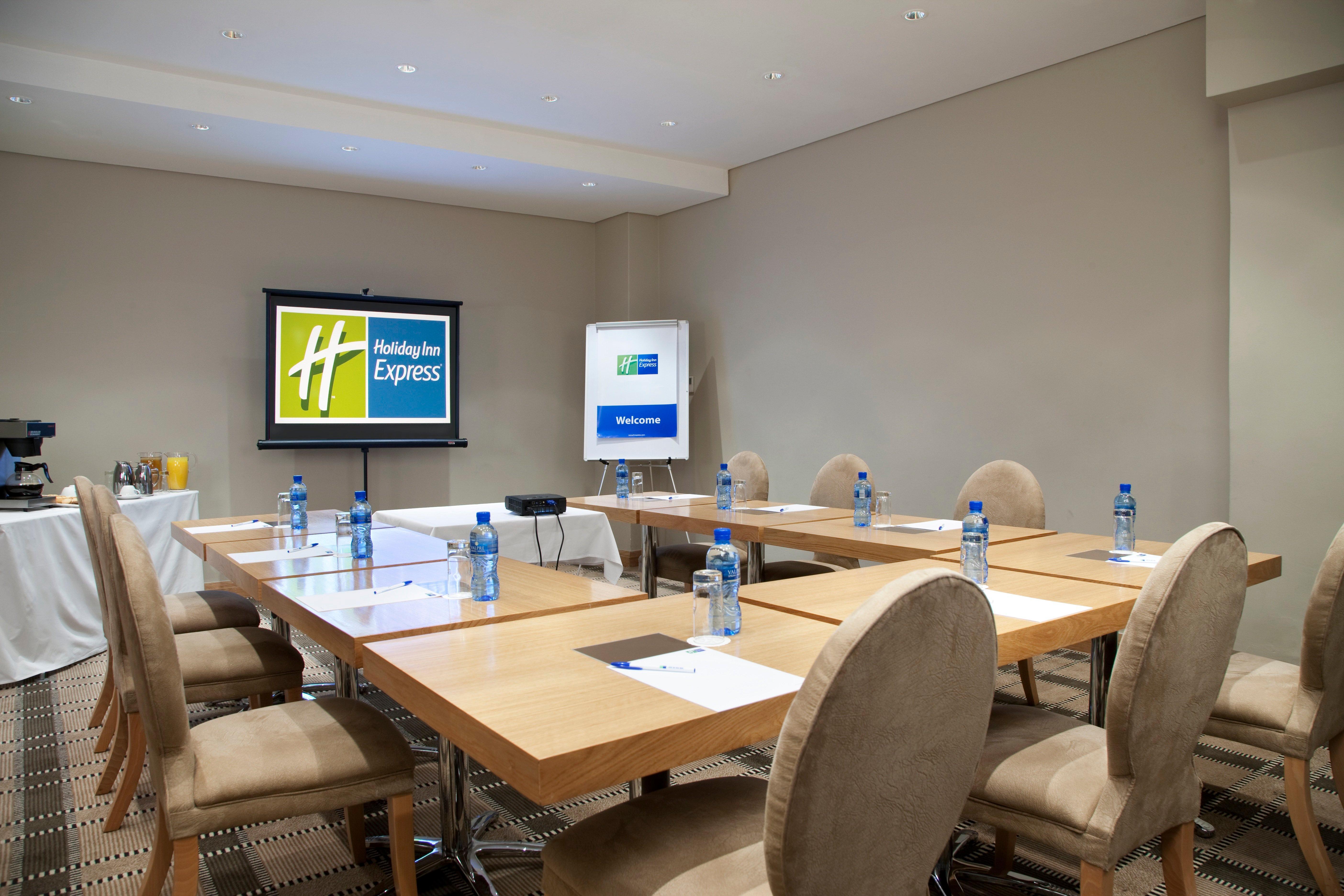 Express Centre By Ihg Hotel