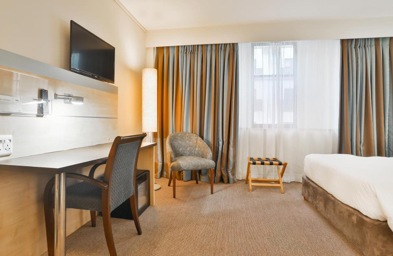 Express Centre By Ihg 3* Cape Town